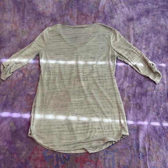 Size Medium - Picture 4 of 5